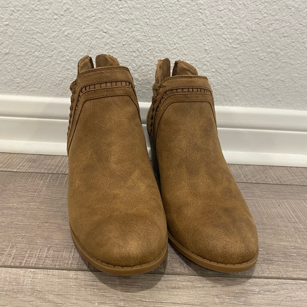 Fergalicious Brown ankle high booties size 7